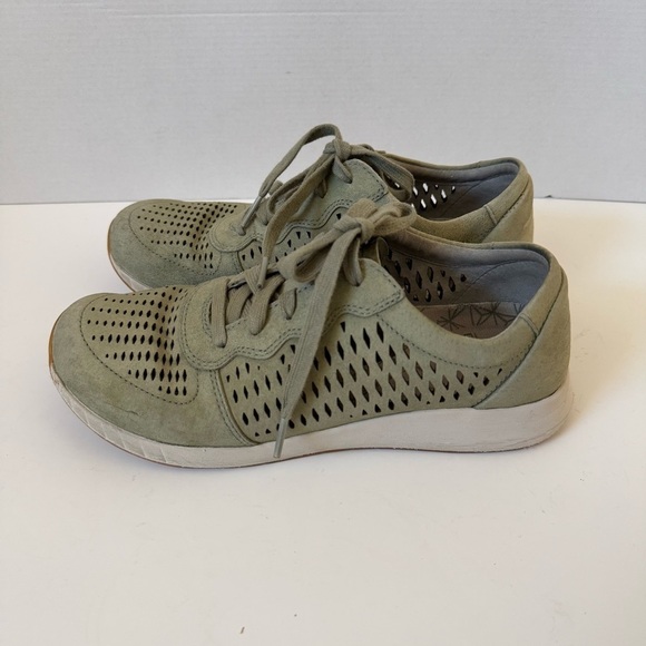 Dansko Suede Leather Sneakers Women Size 8 Lace Up Comfy Breathable Lightweight - Picture 3 of 14
